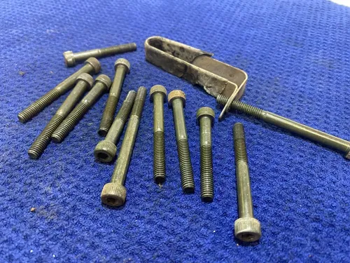 1998 YAMAHA YZ125 OEM CRANKCASE BOLTS SET CRANK CASE HALF BOLTS ASSEMBLY OEM YZ