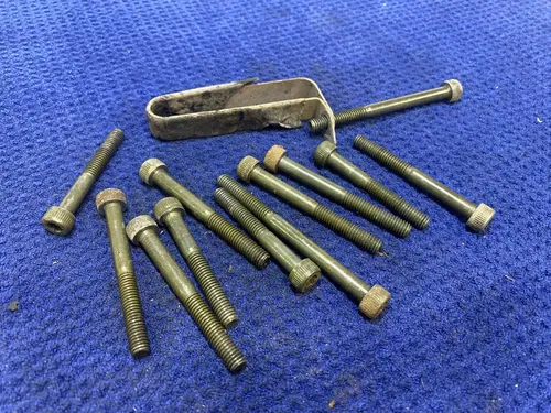 1998 YAMAHA YZ125 OEM CRANKCASE BOLTS SET CRANK CASE HALF BOLTS ASSEMBLY OEM YZ