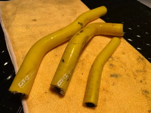 2000 Suzuki RM250 Radiator Hoses Yellow Suzuki RM250 RM125