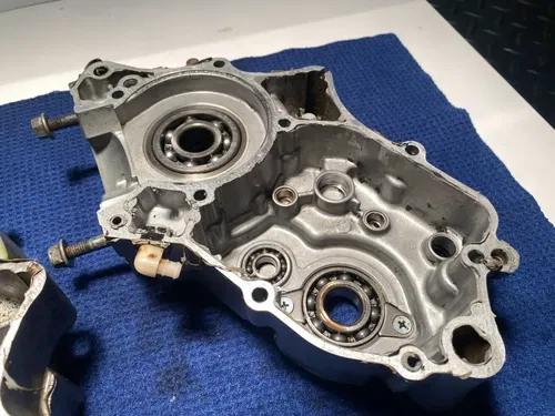 2002 KAWASAKI KX100 KX85 OEM LEFT RIGHT ENGINE MOTOR CRANKCASE CRANK CASES OEM