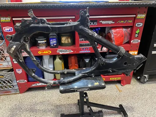 ✅1999 RM250 Main Frame Chassis SUZUKI RM 250 GENUINE OEM 1996-2000 WITH/PAPERS