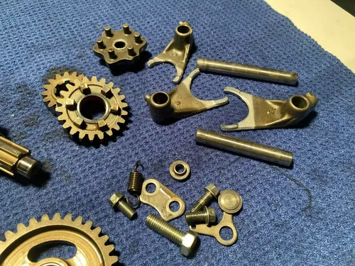 2002 KAWASAKI KX85 OEM ENGINE TRANSMISSION TRANNY ASSEMBLY GEARS OEM KX85