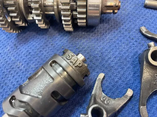 2003 YAMAHA TTR125L TTR125E OEM ENGINE TRANSMISSION TRANNY ASSEMBLY OEM YAMAHA