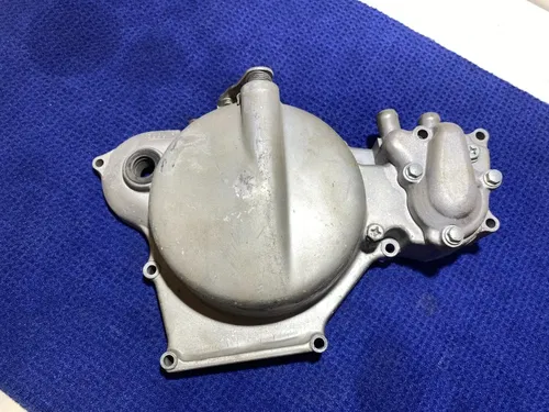 1998 96-07 HONDA CR80R CR85R OEM RIGHT CASE INNER CLUTCH COVER 11330-GBF-J20