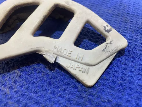 1998 YZ125 OEM YAMAHA Front Sprocket Chain Cover Guard CHAIN GUARD OEM YAMAHA
