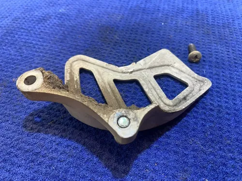 1998 YZ125 OEM YAMAHA Front Sprocket Chain Cover Guard CHAIN GUARD OEM YAMAHA