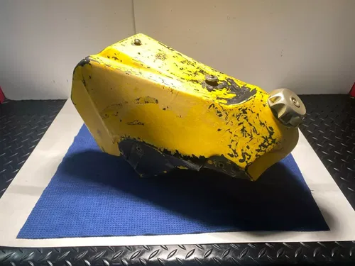 1998 SUZUKI RM250 GAS FUEL TANK CELL PETROL RESERVOIR 1998 SUSUKI RM250 OEM