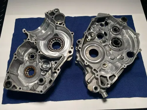 2019 FC 450 XC-F Crankcase Set OEM Left Right Engine Crank Case Cases 2016-2022