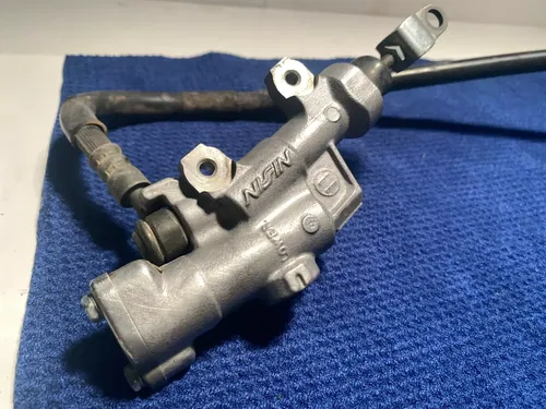 2006 YZ125 REAR Brake Assembly OEM Caliper Master Cylinder Yamaha YZ250 OEM YZ