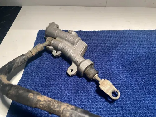 2006 YZ125 REAR Brake Assembly OEM Caliper Master Cylinder Yamaha YZ250 OEM YZ