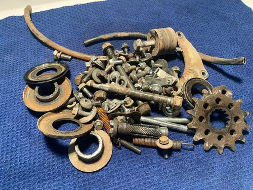 2002 YZ250 OEM YAMAHA MISC FRAME HARDWEAR BOLTS YAMAHA YZ250 OEM HARDWEAR