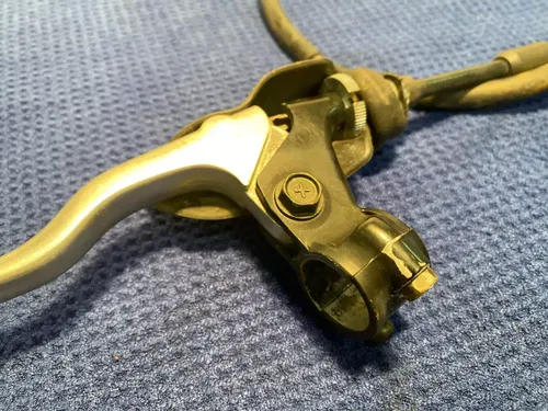 2003 YAMAHA TTR 125 OEM CLUTCH CABLE LEVER ASSEMBLY LINE 5HP-26335-00-00 TT-R #2