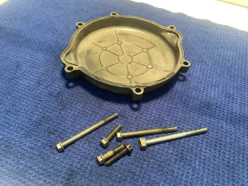 96-07 SUZUKI RM125 RM 125 OEM ENGINE MOTOR SIDE CLUTCH COVER CASE GOOD 2000 RM