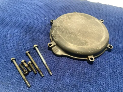 96-07 SUZUKI RM125 RM 125 OEM ENGINE MOTOR SIDE CLUTCH COVER CASE GOOD 2000 RM