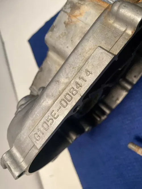 2000 YAMAHA YZ250 OEM RIGHT ONLY ENGINE MOTOR CRANKCASE CASE RIGHT BLOCK OEM #2