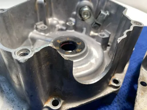 2000 YAMAHA YZ250 OEM RIGHT ONLY ENGINE MOTOR CRANKCASE CASE RIGHT BLOCK OEM #2