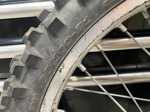 96-04 SUZUKI RM125 RM250 RM 250 125 OEM 21" FRONT WHEEL RIM HUB SPOKES RM 125