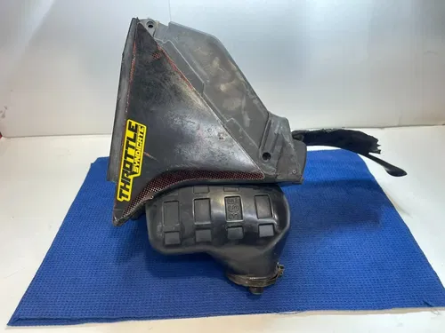 1996 - 2000 Suzuki RM125 RM 125 OEM Airbox Air Cleaner Filter Box 13700-36E01 #2