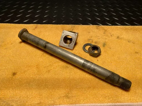 2004 YZ125 Rear Wheel Axle OEM Shaft Bolt Nut Yamaha YZ250 YZ 125 250 1999-2004