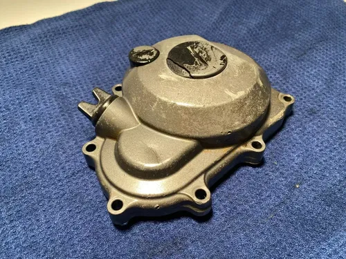 2002 Yamaha YZ250F WR250F Engine Stator Ignition Magneto Case Cover YZ250F