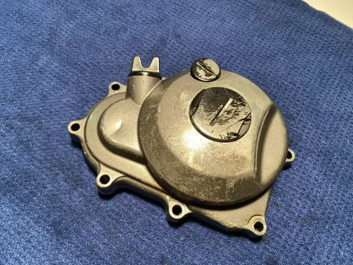 2002 Yamaha YZ250F WR250F Engine Stator Ignition Magneto Case Cover YZ250F