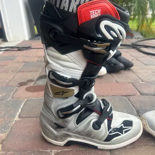Alpine discount motocross boots