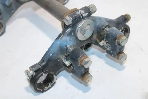 1979 Kawasaki Kd175 Triple Tree Stem Clamp Set 44039-068