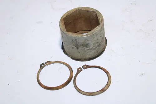 2001 Polaris Xplorer 250 4x4 Axle Extrusion Nut Retainer 5510313