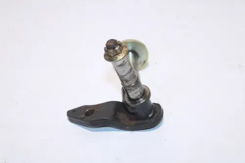 2001-2003 Polaris Scrambler 50 90 Front Left Steering Knuckle  0450916