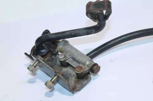 2001 Polaris Xplorer 250 4x4 Rear Brake Master Cylinder W Reservoir And Lever