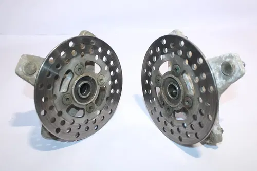 2004-2013 Yamaha Yfz450 OEM Front Wheel Hubs Hub Set 5LP-25111-00-00