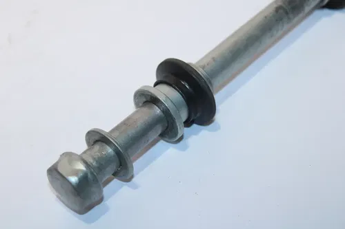 1999-2004 Yamaha Ttr225 Front Wheel Rim Axle Pivot Bolt 34X-25181-00-00