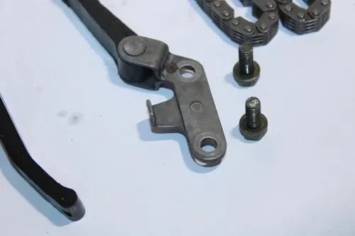 2001-2005 Yamaha Raptor 660r Yfm660r Cam Chain With Guides And Tensioner