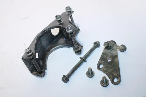 1999-2004 Yamaha Ttr225 OEM Engine Mounting Bolts Hardware Motor Screws