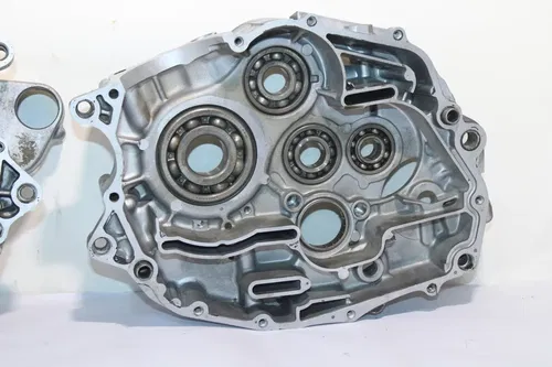 2002-2004 Yamaha Ttr225 2004-2024 Ttr230 Left Right Crankcase Crank Case Set