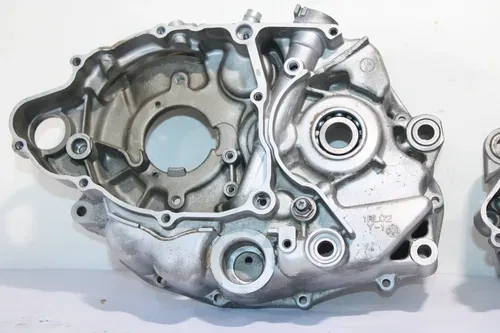 2002-2004 Yamaha Ttr225 2004-2024 Ttr230 Left Right Crankcase Crank Case Set
