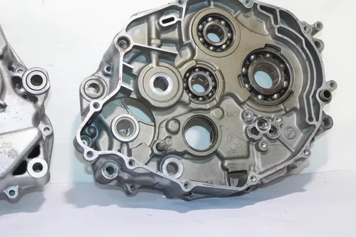 2002-2004 Yamaha Ttr225 2004-2024 Ttr230 Left Right Crankcase Crank Case Set