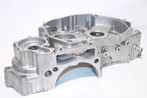 2005-2007 Polaris Predator 500 OEM Crankcase Crank Cases Block 3089580
