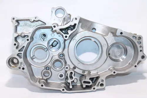 2005-2007 Polaris Predator 500 OEM Crankcase Crank Cases Block 3089580