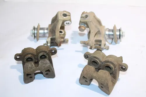 2008 Can-am Ds450 Efi Front Steering Knuckles Set Pair W/ Calipers