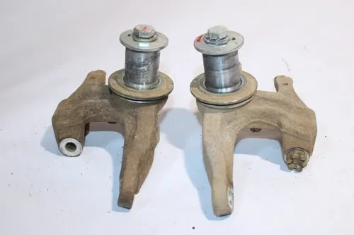 2008 Can-am Ds450 Efi Front Steering Knuckles Set Pair W/ Calipers