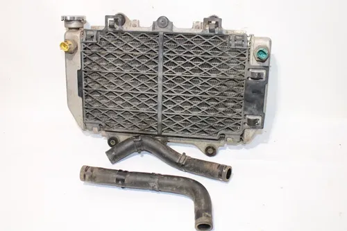 2004-2009 Yamaha Yfz450 Carb Model Radiator OEM W Hoses Slight Damage