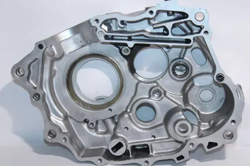 2008-2009 Honda Crf230l Right Crankcase Crank Case Clean! 11100-KFB-600