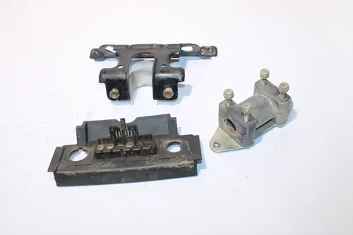 2001 Polaris Xplorer 250 4x4 Handlebar And Steering Stem Clamps Mounts Dash