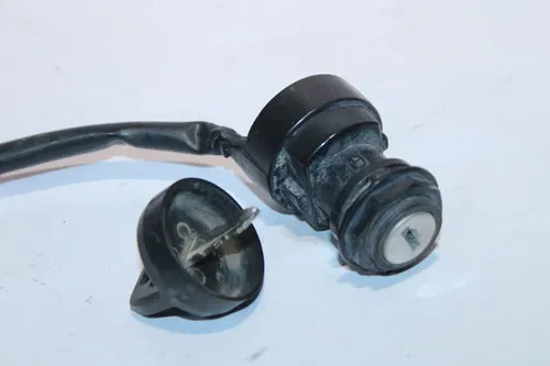 2004-2013 Yamaha Yfz450 OEM Ignition Key Switch 5TG-82510-01-00