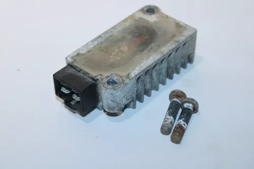 1999-2004 Yamaha Ttr225 OEM Rectifier Voltage Regulator 3TJ-81960-02-00