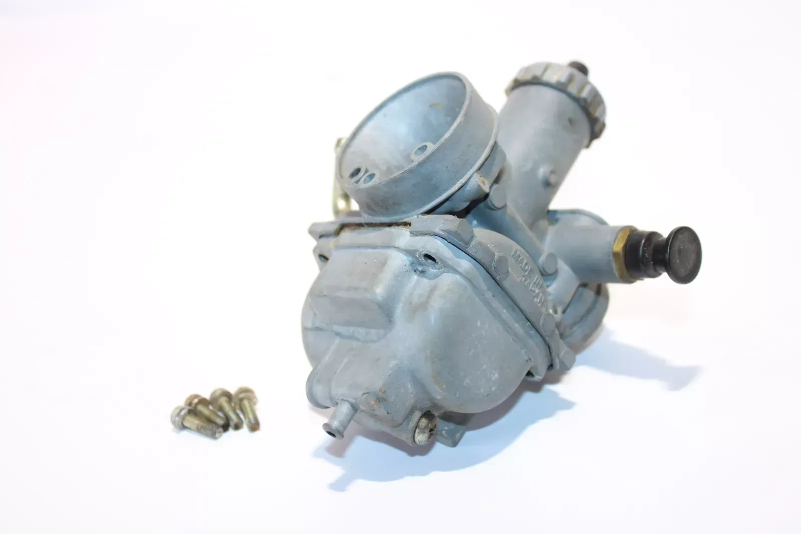1987-1996 Suzuki Quadrunner 250 OEM Mikuni Carb Carburetor 13200-19B02