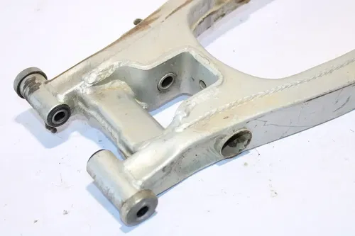 1999-2004 Yamaha Ttr225 Ttr 225 Swingarm Swing Arm 4VW-F2110-10-35