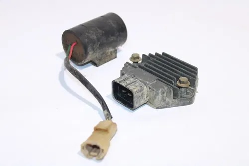 2004-2005 Honda 450 Trx450r OEM Rectifier Voltage Regulator And Condensor