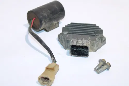 2004-2005 Honda 450 Trx450r OEM Rectifier Voltage Regulator And Condensor